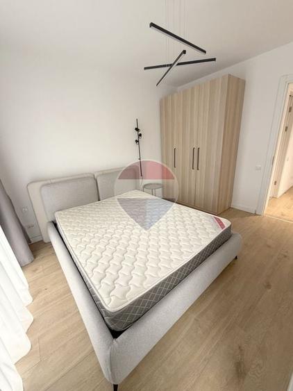 Apartament cu 2 camere semidecomandat, mobilat în Chitila