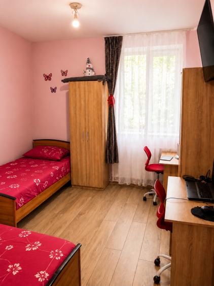 Apartament cu 2 camere decomandat în Central