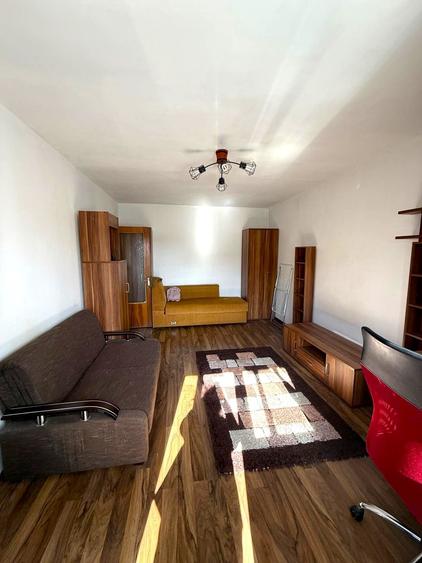 Apartament cu 2 camere decomandat în Tineretului