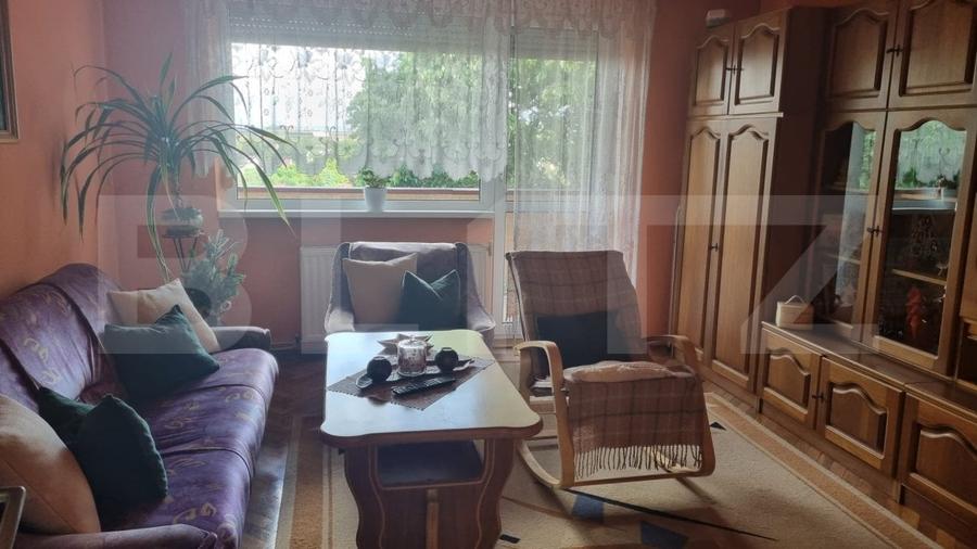 Apartament cu 3 camere decomandat, mobilat în Cloșca