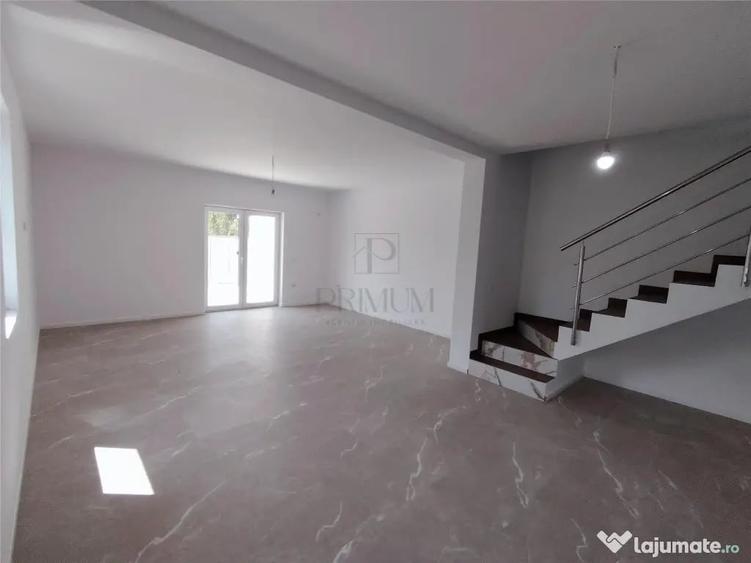 Casă cu 4 camere cu Teren 290 Mp în Moșnița Nouă