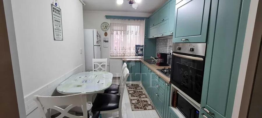 Apartament cu 3 camere decomandat, mobilat în Mănăștur