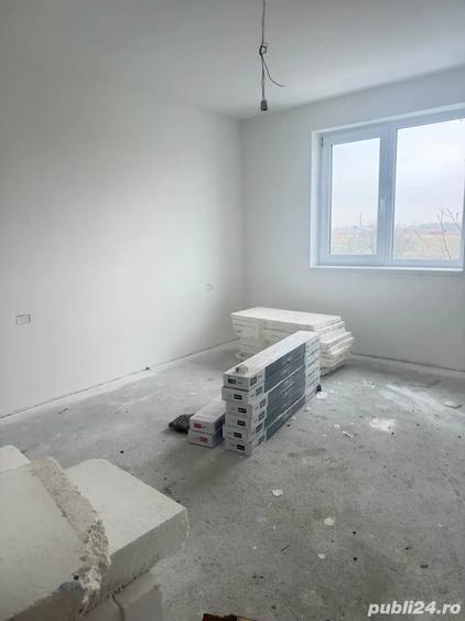 Casă cu 5 camere cu Teren 250 Mp în Giarmata