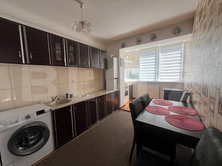 Apartament cu 2 camere semidecomandat, mobilat în Florești