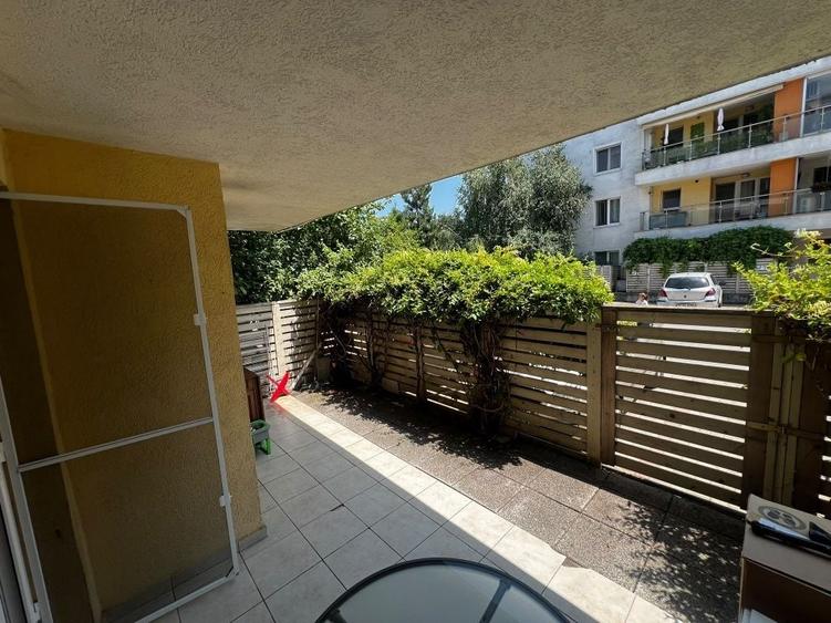 Apartament semidecomandat în Central