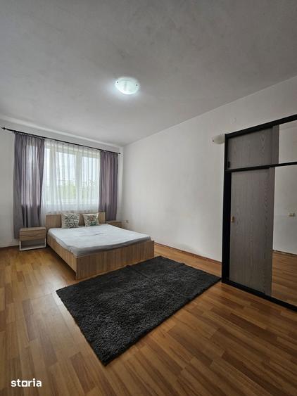 Apartament cu 2 camere decomandat în Sud