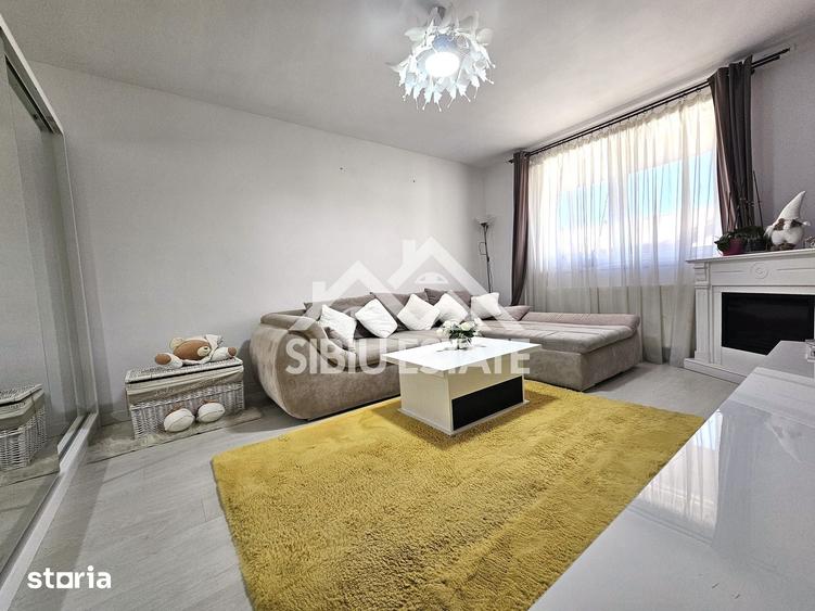 Apartament cu 2 camere decomandat în Central