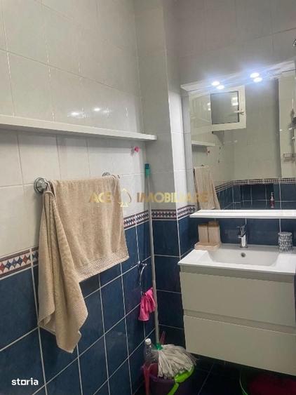 Apartament cu 3 camere în Drumul Taberei