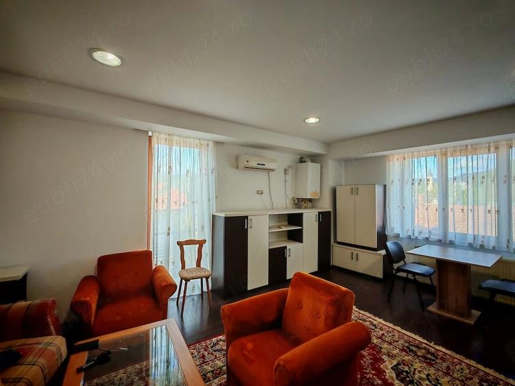 Apartament cu 2 camere decomandat în Ultracentral