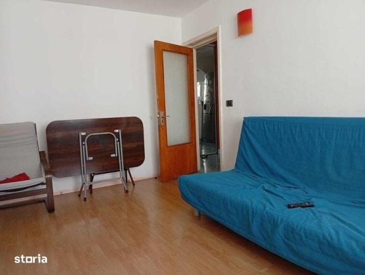 Apartament cu 3 camere decomandat în Ștefan cel Mare