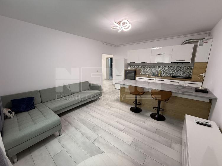 Apartament cu 3 camere decomandat, mobilat în Ultracentral