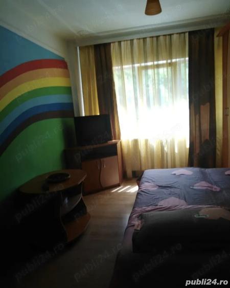 Apartament cu 3 camere decomandat în Central