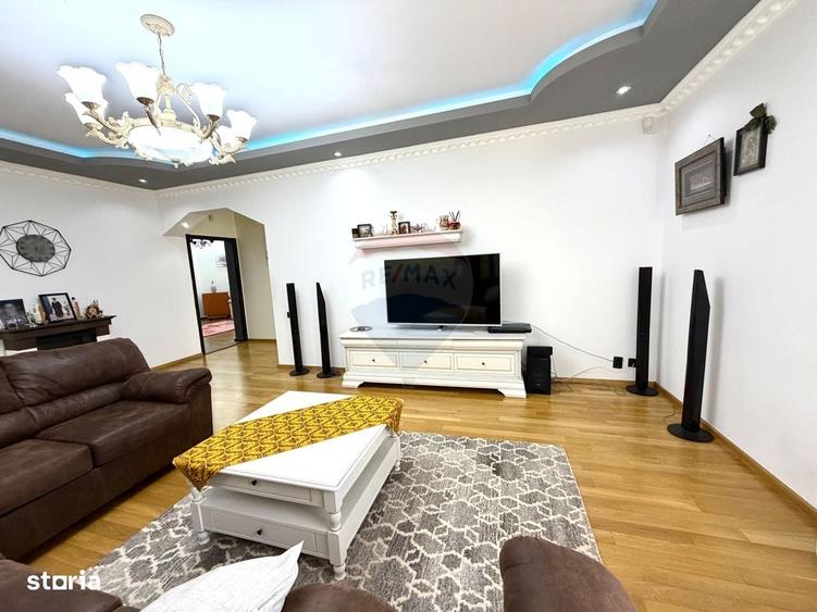Casă cu 4 camere cu Teren 557 Mp în Central
