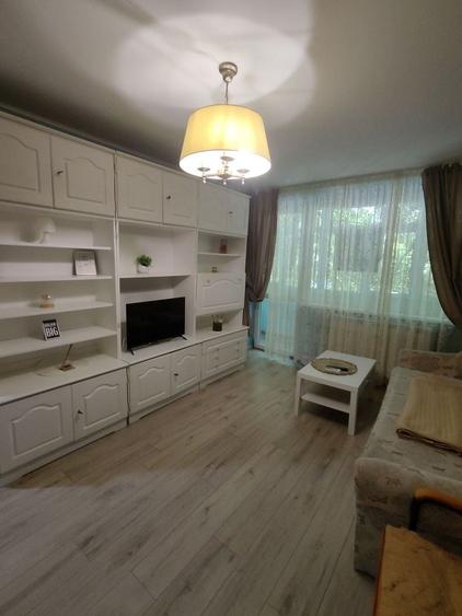 Apartament cu 2 camere semidecomandat, mobilat în Câmpia Libertății