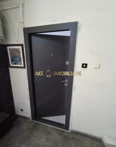 Apartament cu 2 camere decomandat, mobilat în Victoriei