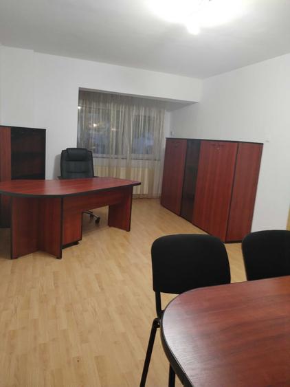 Apartament cu 2 camere decomandat în Județean