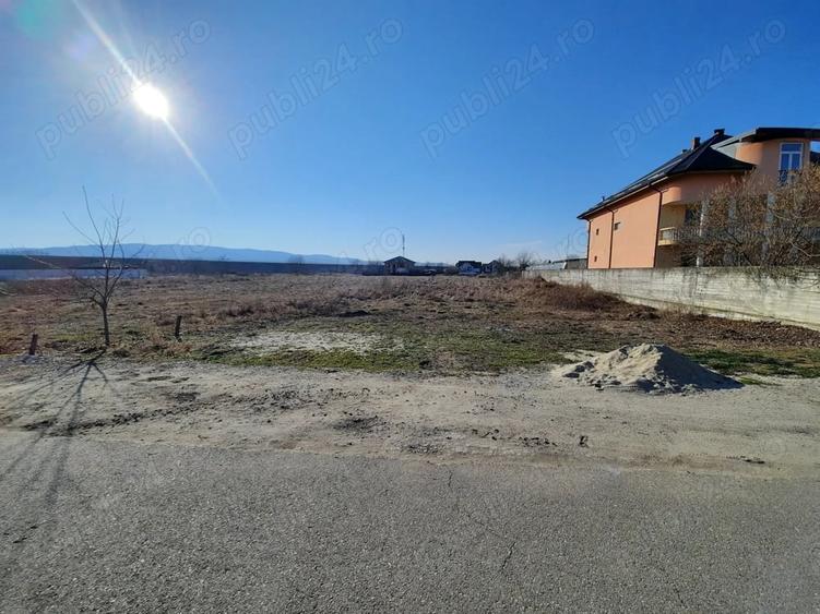 Teren de 2988 mp, în Ostroveni