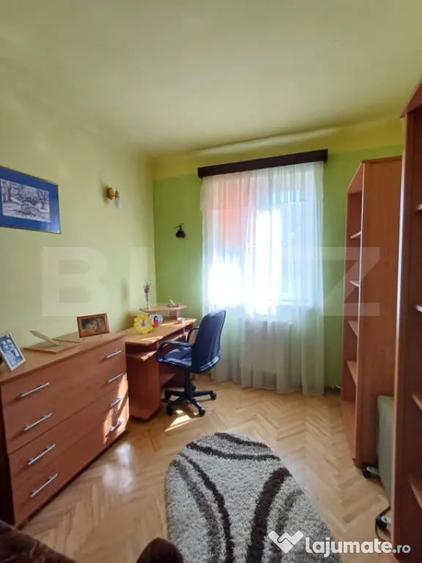 Casă cu 5 camere cu Teren 248 Mp în Turda