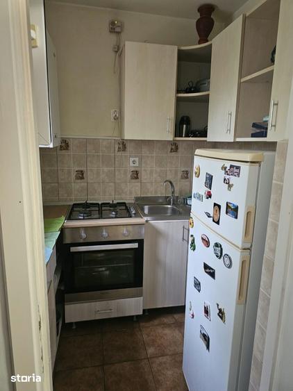 Apartament cu 2 camere nedecomandat în Primăverii