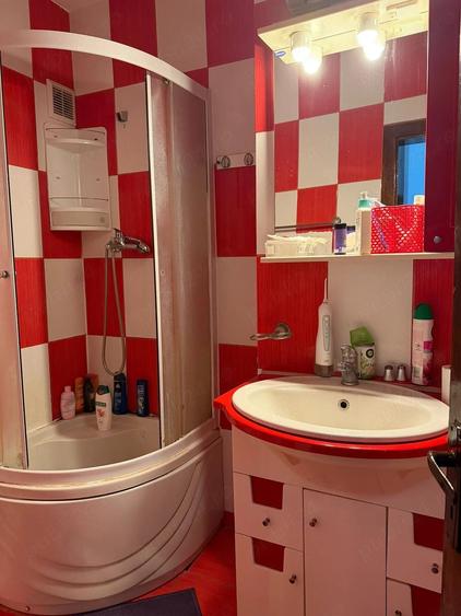 Apartament cu 2 camere decomandat în Exterior Vest