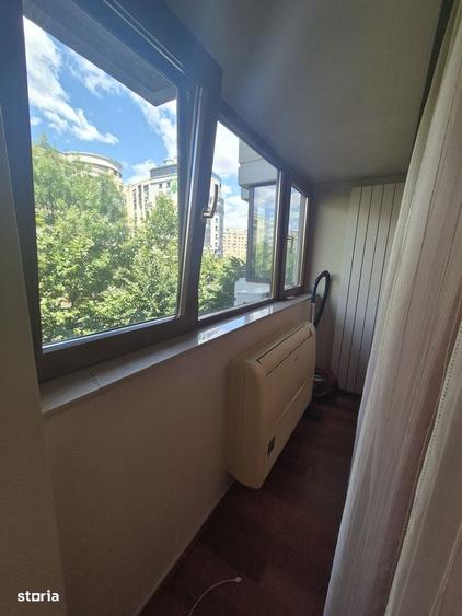 Apartament cu 3 camere decomandat în Decebal