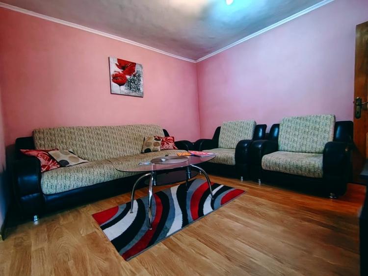 Casă individuală cu 5 camere cu Canalizare în Km 5