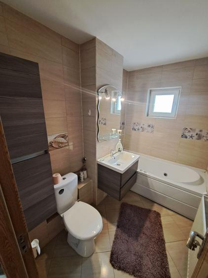 Apartament cu 2 camere decomandat în Popa Șapcă