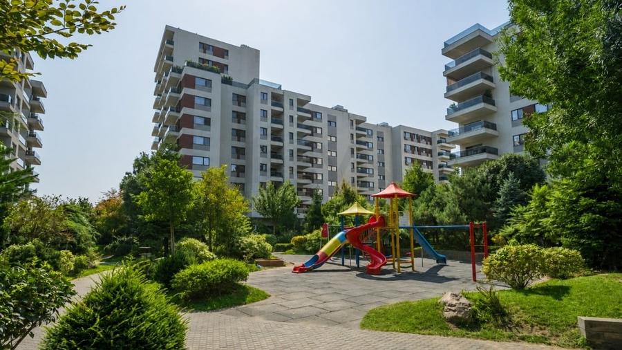 Apartament cu 3 camere decomandat, mobilat în Pipera
