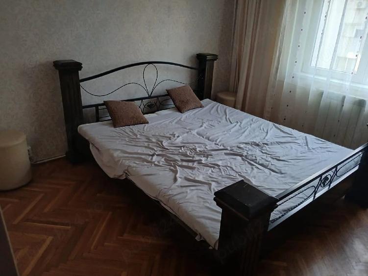 Dau in chirie apartament cu 3 camere - 2