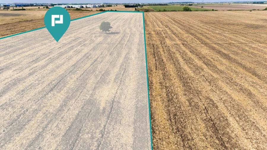 Teren agricol extravilan de 5500 mp, în Freidorf