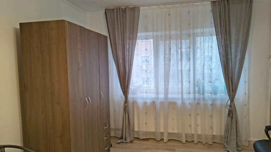 Apartament cu 2 camere decomandat în Popoveni