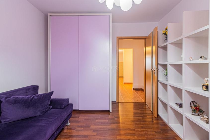 Apartament cu 4 camere decomandat, mobilat în Scriitorilor