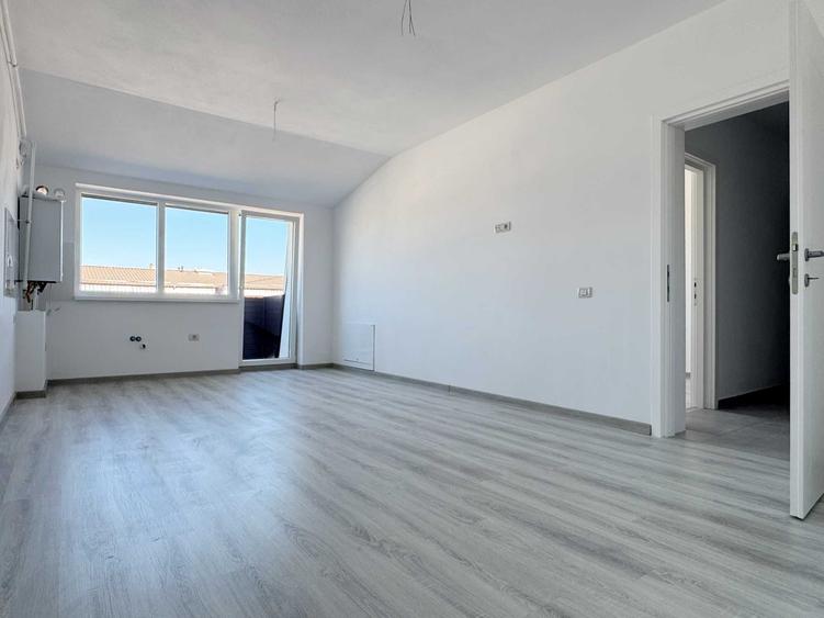 Apartament cu 2 camere semidecomandat în Sânpetru