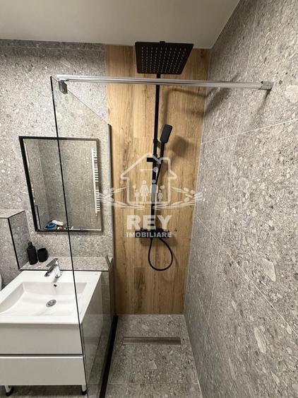 Apartament cu 2 camere decomandat, mobilat în Vasile Aaron