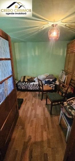 Casă cu 5 camere cu Teren 500 Mp în Muncitoresc