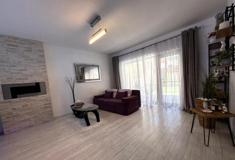Casă cu 4 camere cu Teren 365 Mp în Florești