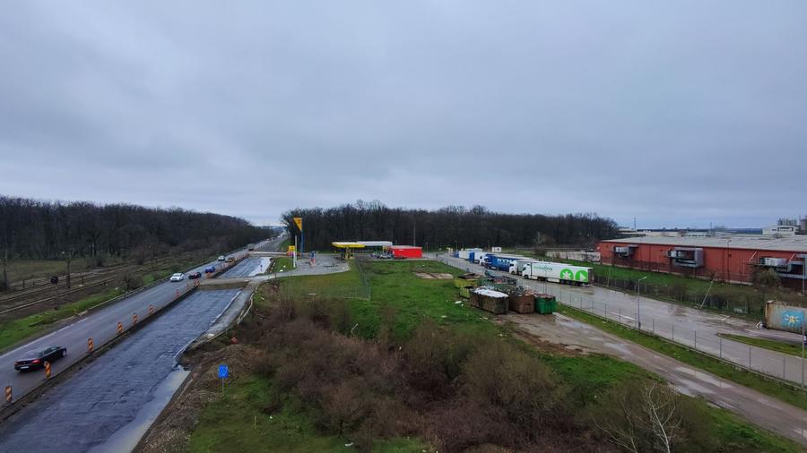 Teren Construcții intravilan de 10000 mp, în Exterior Est
