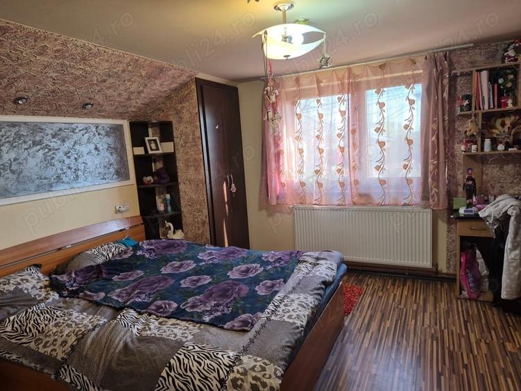 Casă cu 4 camere cu Teren 499 Mp în Central