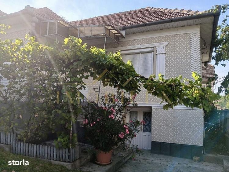 Casă cu 3 camere în Sic