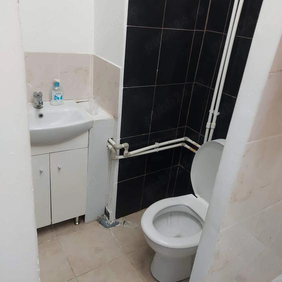 Spațiu comercial, de 50 mp, în Central