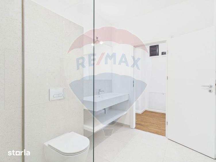 Apartament cu 3 camere în Băneasa