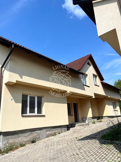 Apartament cu 4 camere decomandat în Sud-Est