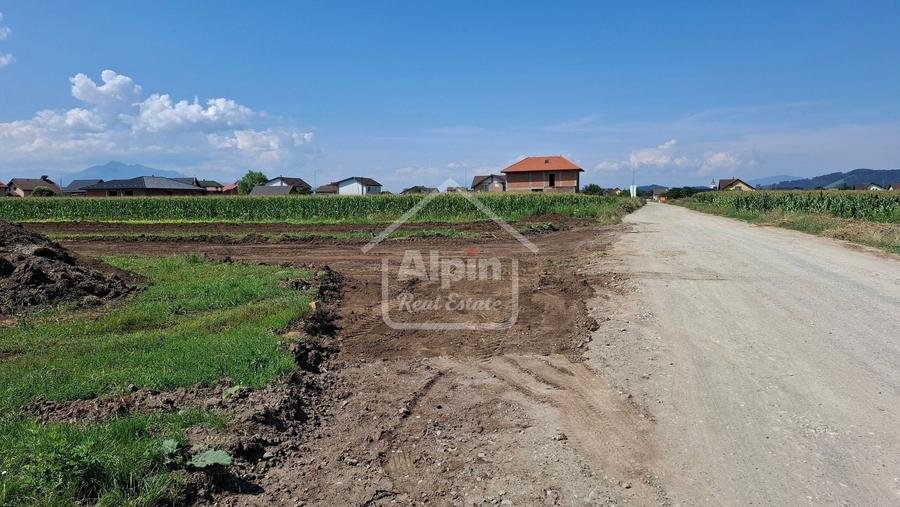 Teren Construcții intravilan de 840 mp, în Hărman
