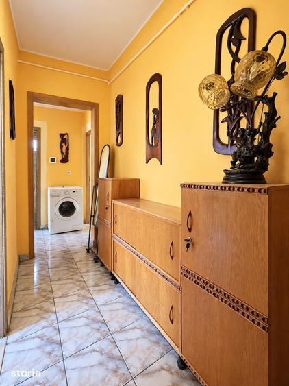 Apartament cu 2 camere decomandat în Independenței