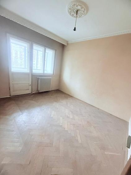 Apartament 3 camere, etaj 3, pret 79.900 euro, Centru - 6