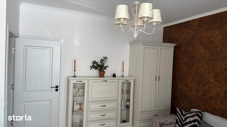 Apartament cu 3 camere decomandat în Chiajna