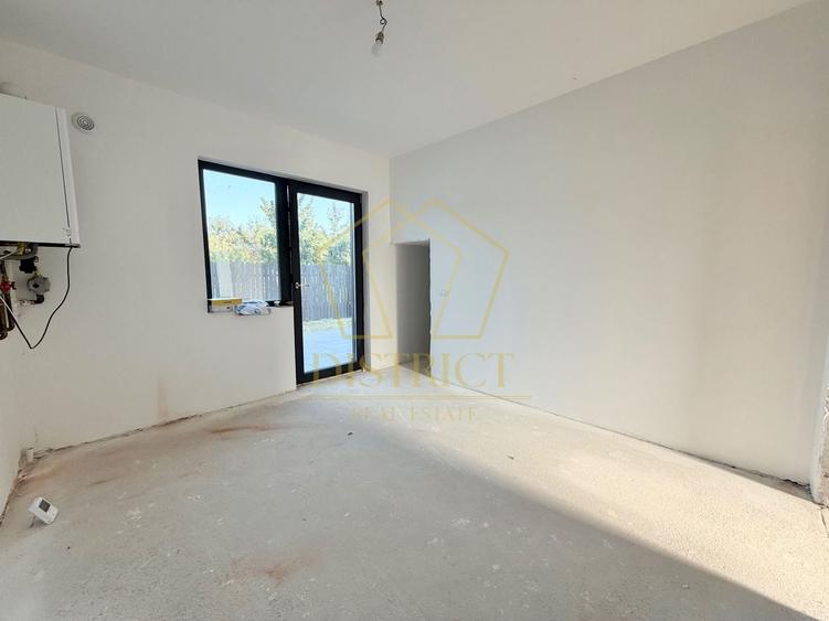 Duplex cu 4 camere cu Canalizare în Giroc