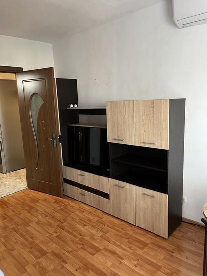 Garsonieră decomandată în Sebastian