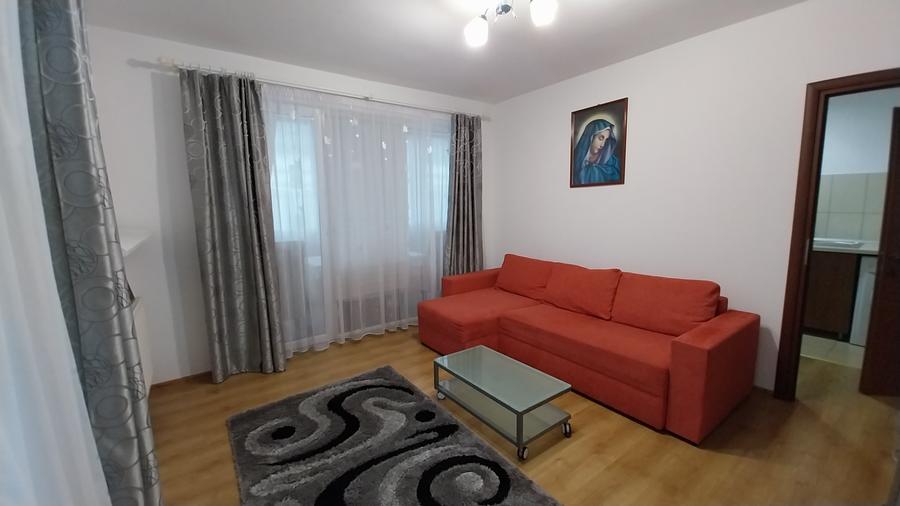 Apartament cu 2 camere decomandat în Florești