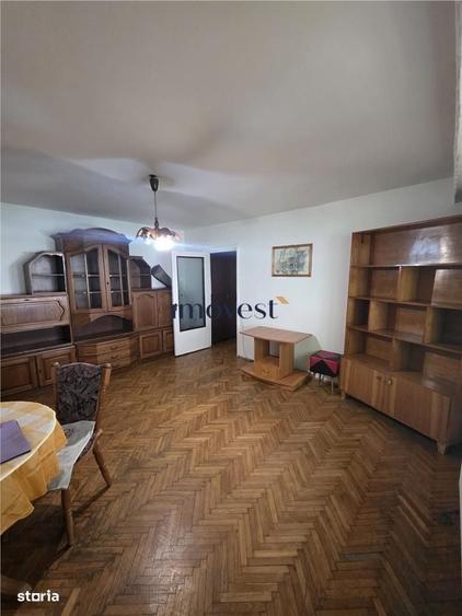 Apartament cu 2 camere semidecomandat în Micro 16